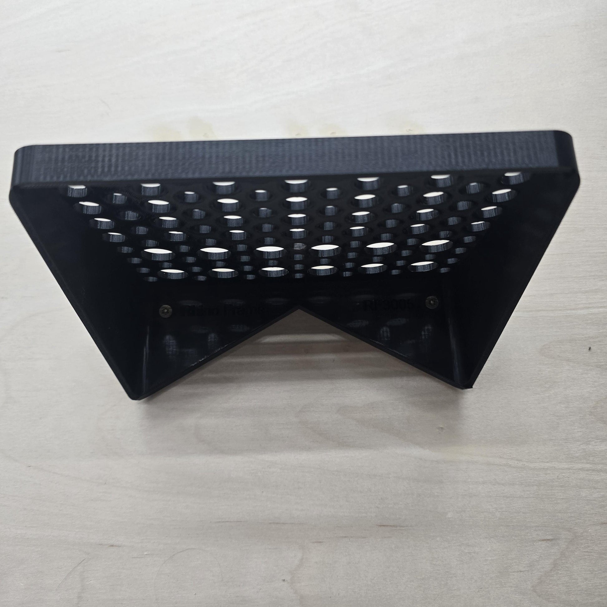 Wall Mount Screwdriver Rack in use – workshop screwdriver wall organization